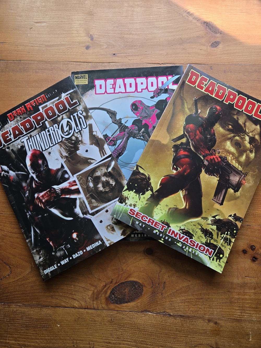 Marvel Deadpool Comic Bundle - Picture 1 of 7
